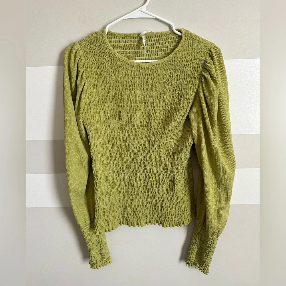 Anthropologie Green Puff Sleeve Smocked Blouse Top - Picture 3 of 3